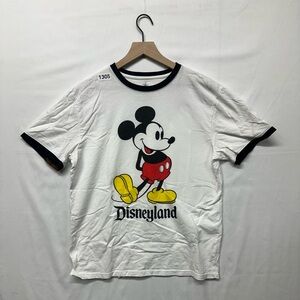 Disneyland Mickey Mouse T-Shirt Men’s Medium White Black Disney Graphic Tee